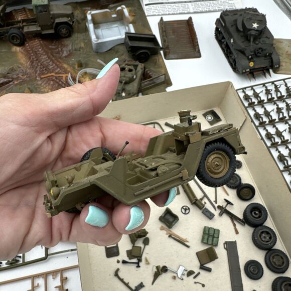 AMT/Ertl World War II Armored Assault Playset +++ Parts Pieces Broken Etc As-Is - Picture 16 of 16